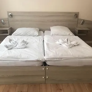 Гостевой дом Koelner, Кёльн