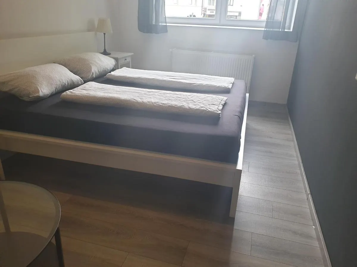 Shiva'S Cityaparthotel Cologne 2*,